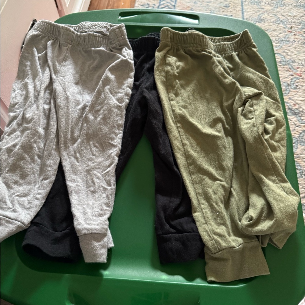 Cat & Jack Gray, Green and Black Casual Bottoms